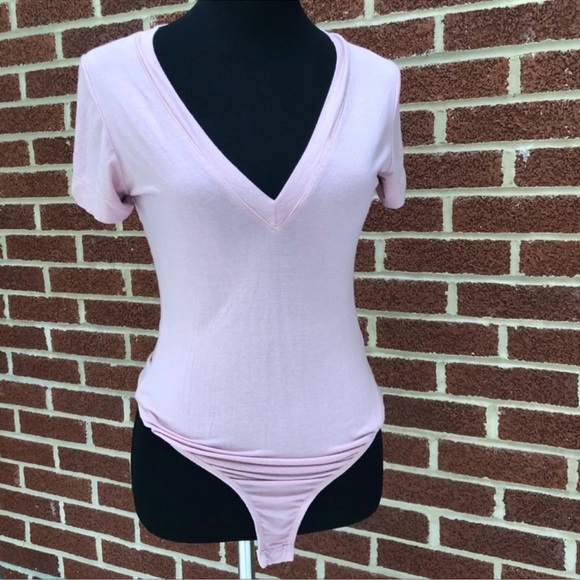 Free People ▪️Blush Pink Me Oh My Bodysuit Size Medium but runs smaller - Picture 2 of 3